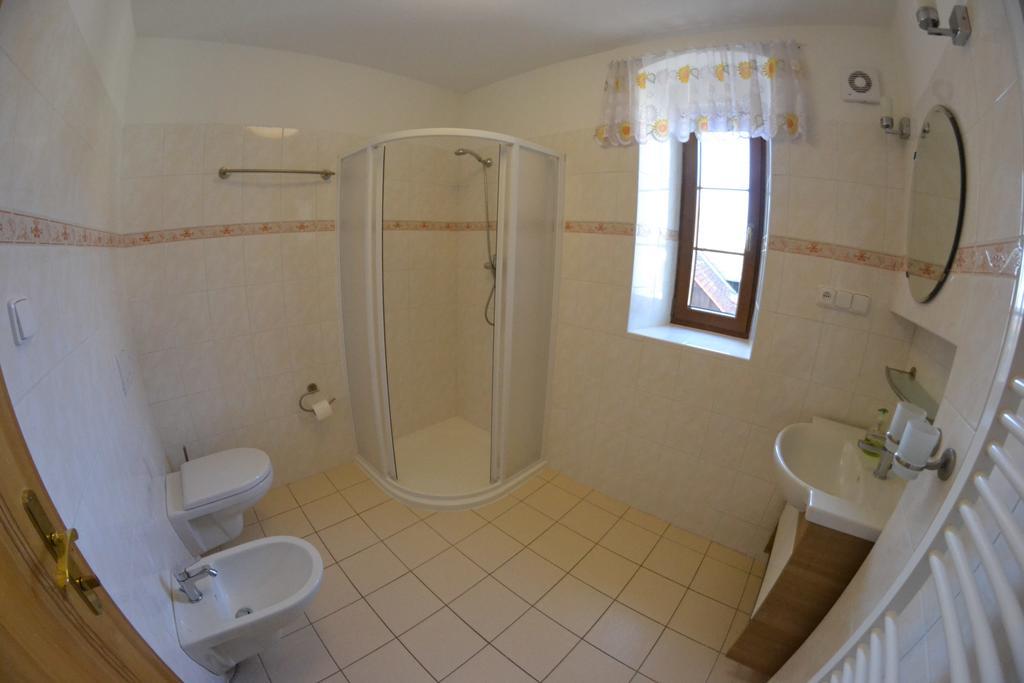 Apartmany U Jezera Na Namesti Frymburk Εξωτερικό φωτογραφία